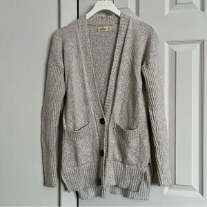 Hollister Oatmeal Women's Cardigan